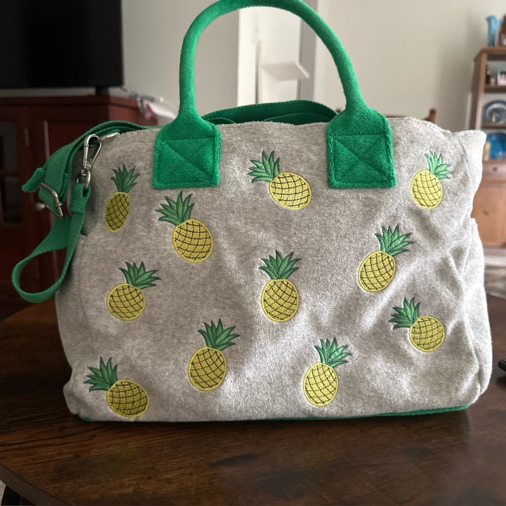 Pineapple Tote By Wild Fox